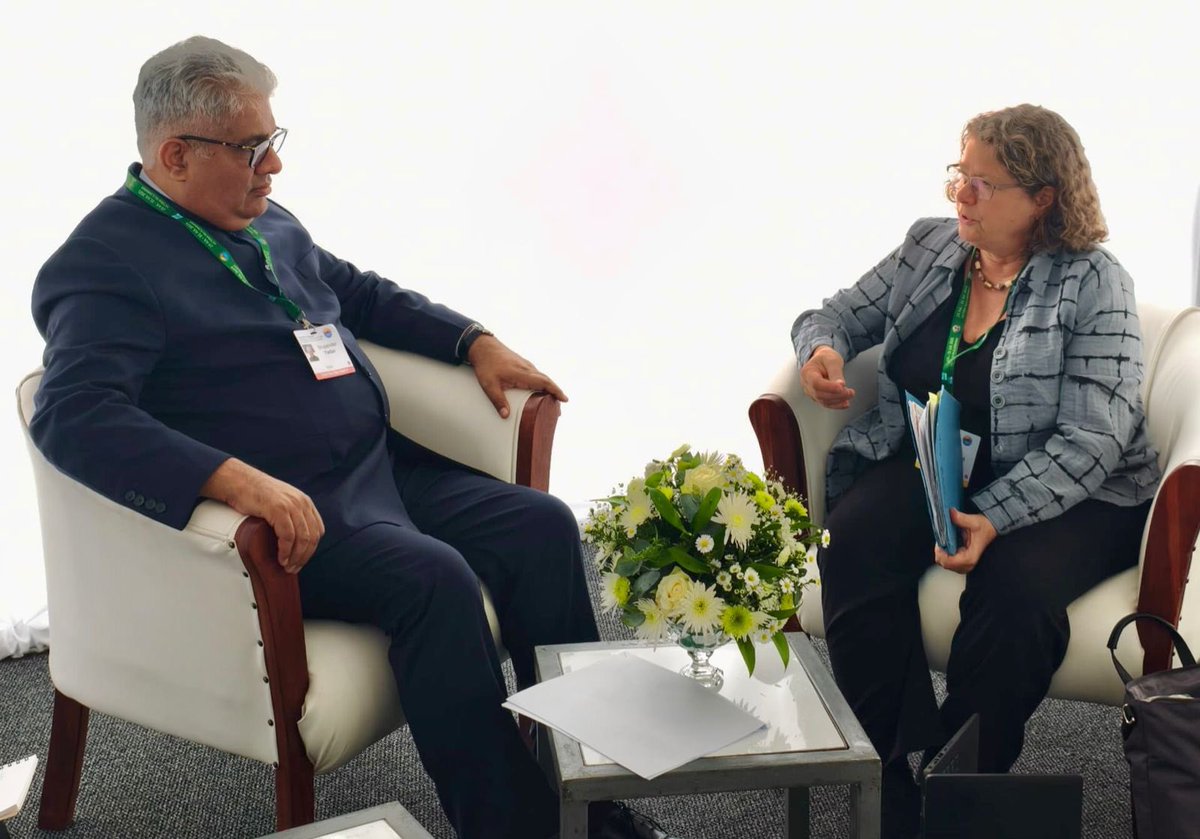 Had a meaningful engagement with Ms Amy Fraenkel, Executive Secretary, Convention on the Conservation of Migratory Species of Wild Animals (CMS) in Zimbabwe on the sidelines of Ramsar COP15.

We spoke about how India’s leadership within the Central Asian Flyway (CAF) has been