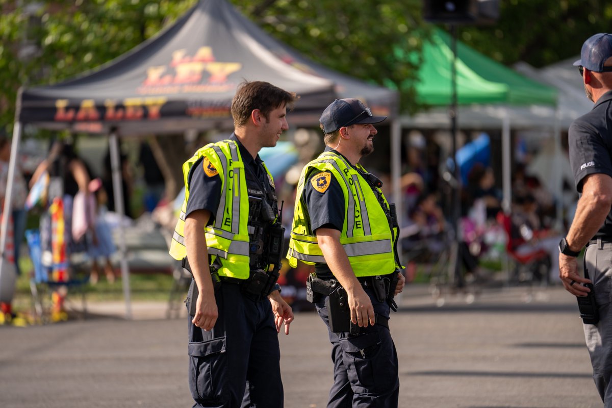 slcpd's tweet image. Today we marched, not just in a parade, but in the footsteps of those who came before us.
It’s an honor to serve and protect a community with such strong roots.
A huge thank-you to all of our officers who ensured a safe and successful Pioneer Day Parade.
Their dedication…