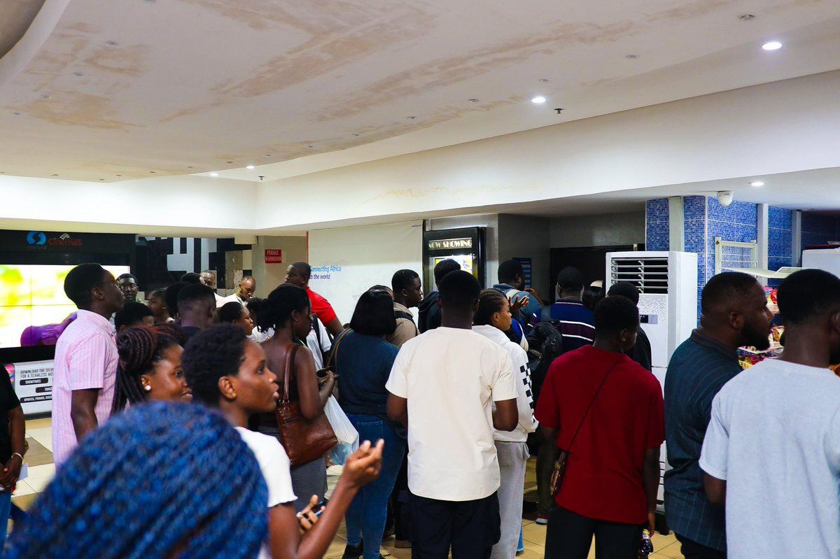 MTNGhana's tweet image. Light! Camera! Fantastic Fouuuurrr! 🔥🗿💨
We are inside Silverbird Cinema for the pre-screening of the Fantasitc Four!
Powered by MTN Pulse.
#MTNPulse #MTNMovieMania