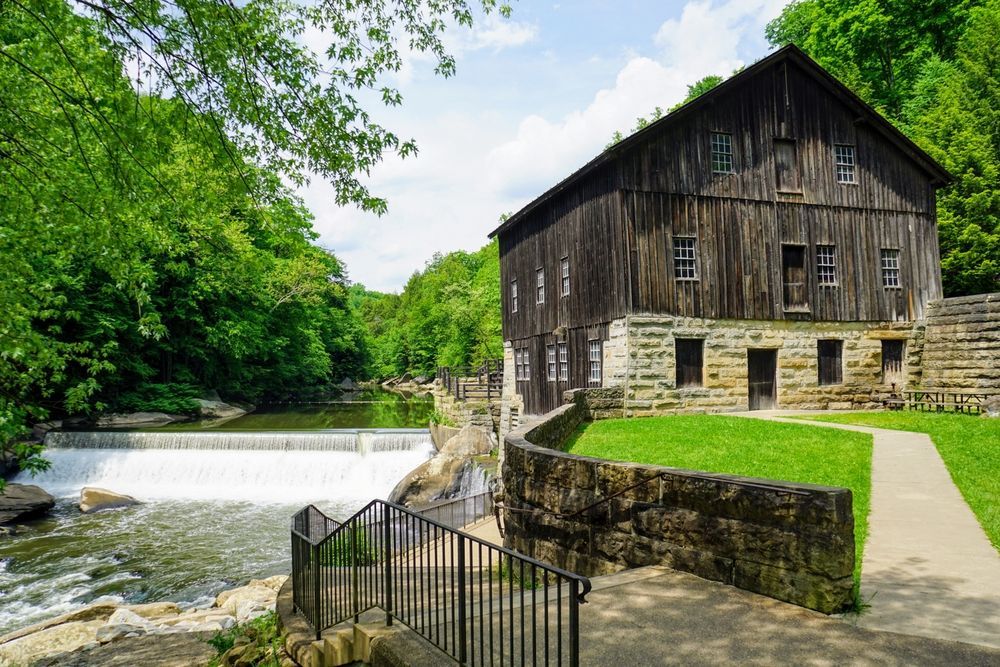 PaSenateDems's tweet image. We are so fortunate to have 300,000 acres of state parks and 2.2 million acres of forests to explore every day for free in Pennsylvania.
Use this summer to explore any of the thousands of miles of trails throughout Pennsylvania's 124 state parks & 20 state forests.
