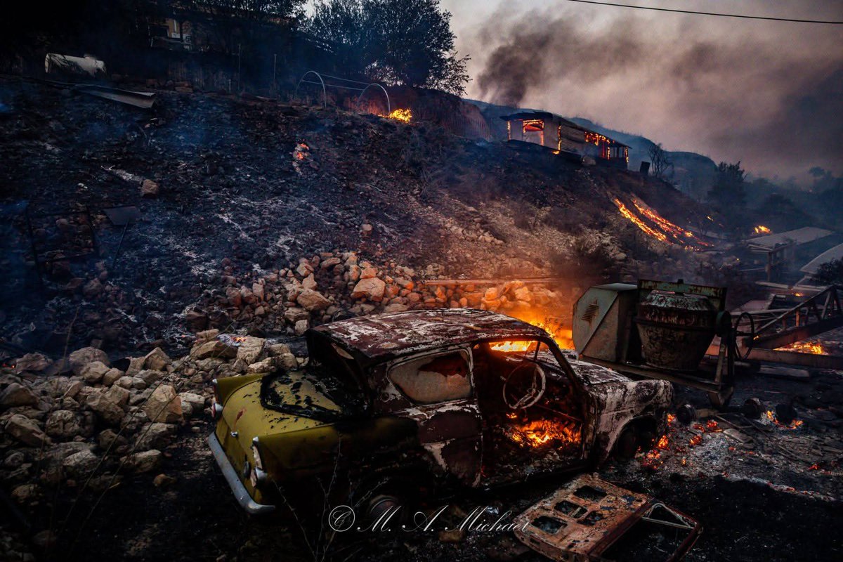 KristaliaP's tweet photo. #prayforcyprus
Μισώ το Καλοκαίρι
Ο Ιούλιος είναι πάντα ο πιο Μαύρος μήνας για την #Cyprus https://t.co/VUijXoKRzC