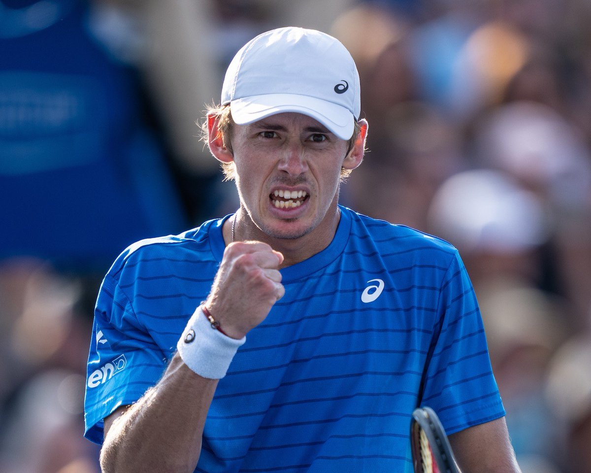 Alex de Minaur leads 7-6, 5-4 against Jiri Lehecka in the Washington round of 16!
The Aussie is one game away from the quarters 💪
