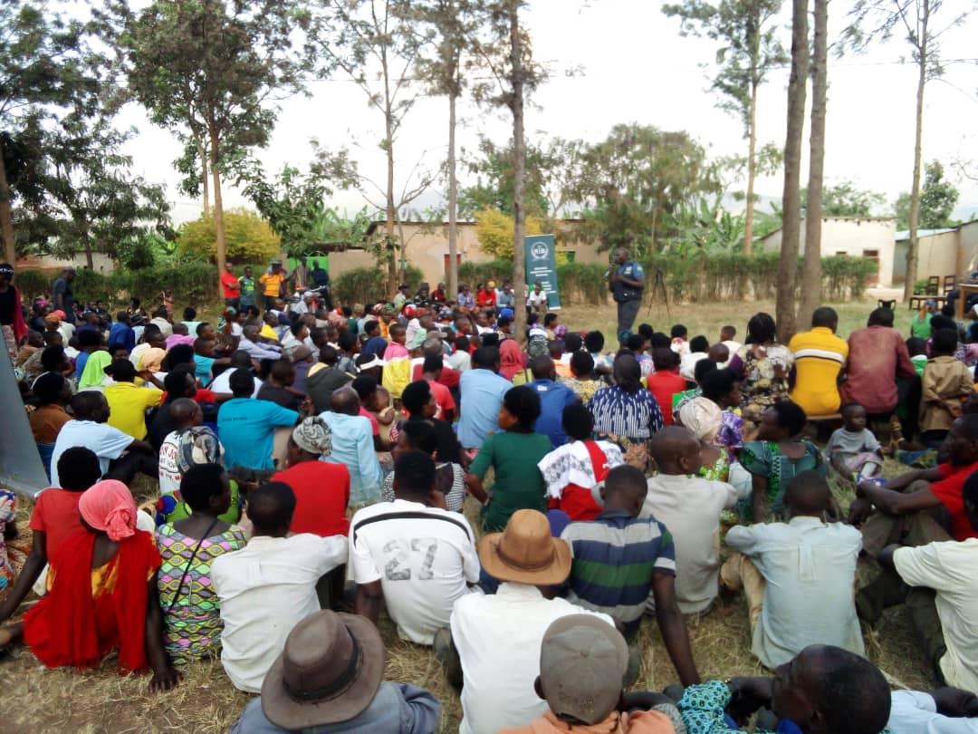 Uyu munsi mu Murenge wa Rwinkwavu mu Kagari ka Gihinga habereye ubukangurambaga mu gukumira ibyaha bituruka mu kwangiza ibidukikije