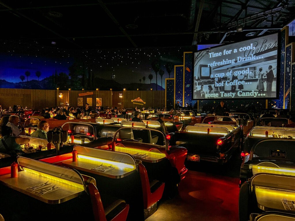 HiddenMicks_Net's tweet image. Did you know?
The number plates on the Sci-Fi diner cars are shout-outs to the Imagineers who contributed to the restaurant's design