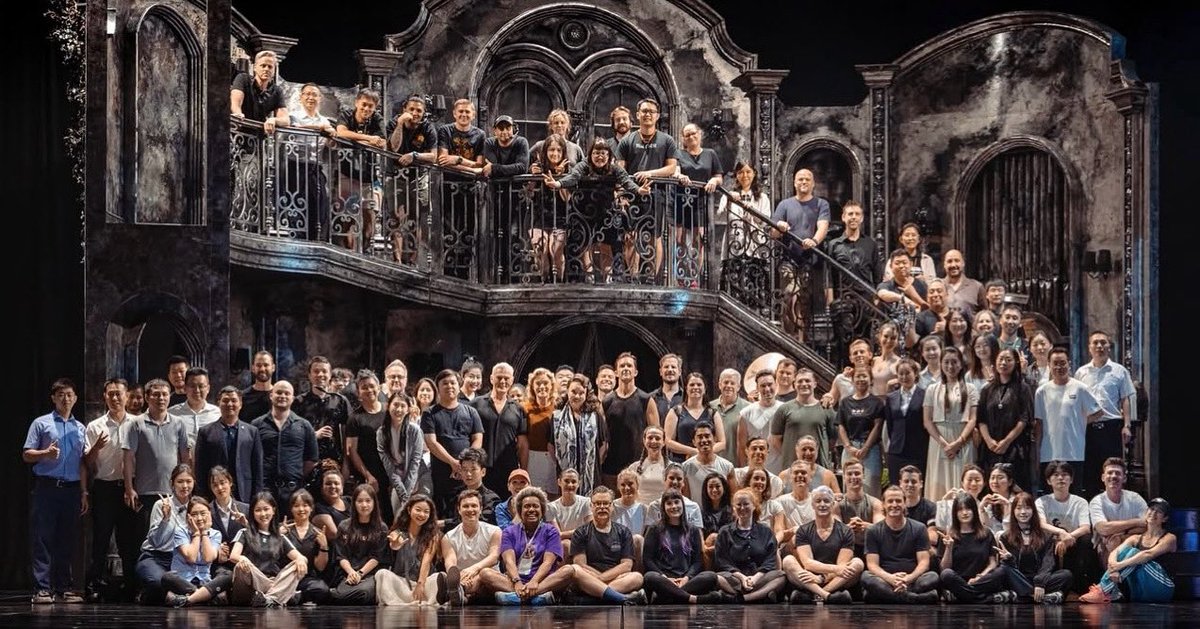 SarahBrightman's tweet image. Sunset Boulevard opens in Taipei next week!
Don’t miss this unforgettable production, coming to the Taipei National Theater & Concert Hall from 2–10 August.
🔗 Tickets and more information can be found Sarahbrightman.com/Tours
📷: IG HarmonyStudiosg