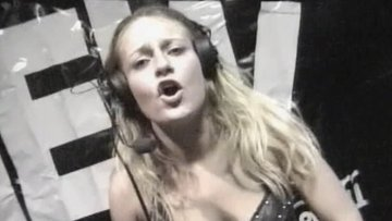 Justin_SofOK's tweet image. In 1 hr, live on twitch.tv/jsofok for a doubleheader of WWA Retribution (12/6/02) + WEW Kickin' Ass Ghetto Booty Style (2/6/03).
Sting's first televised match post-WCW vs. Luger, Jarrett vs. Nathan Jones for the NWA Title, WEW's hardcore hoss battle, 2 Mickie James…