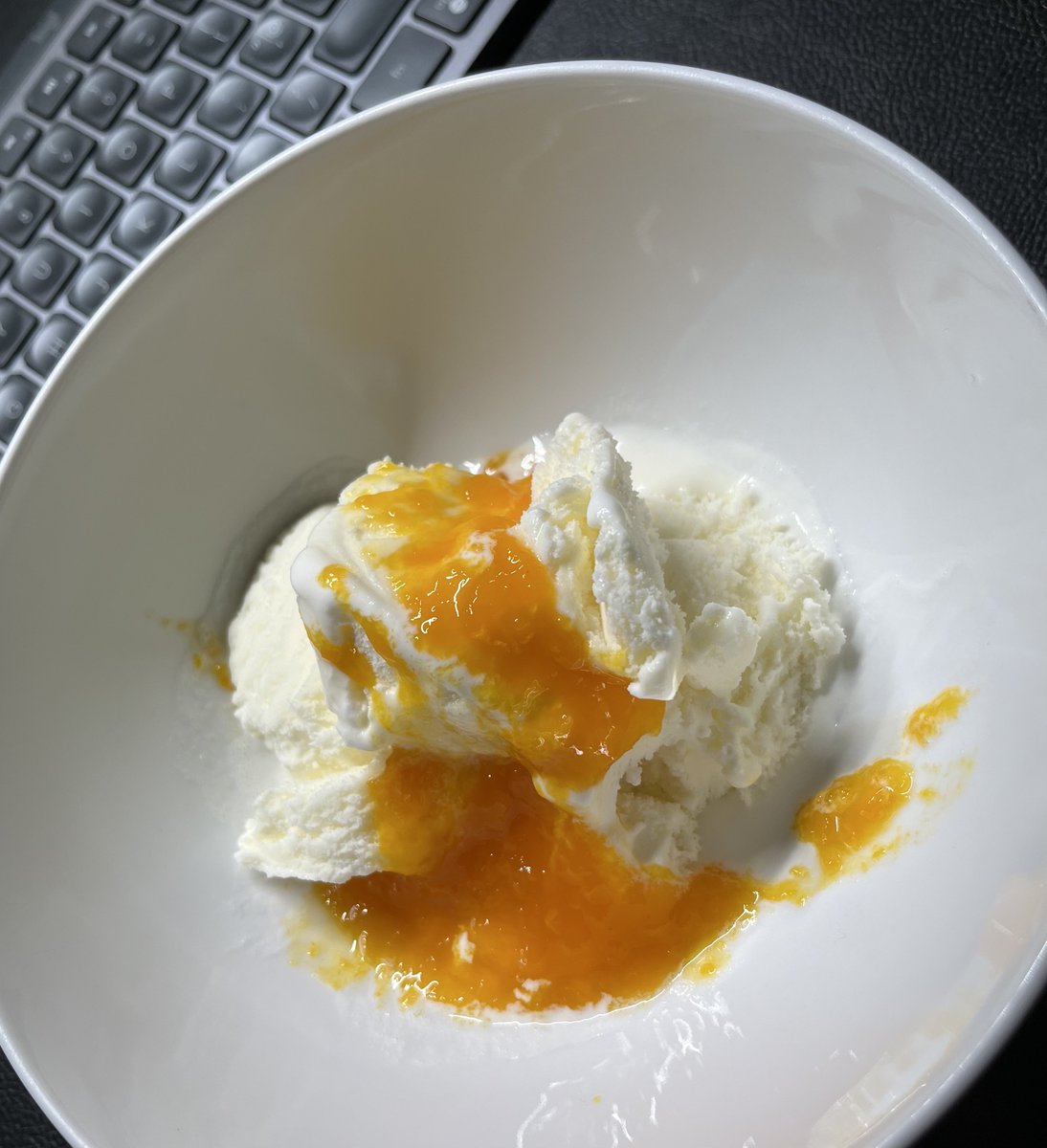 infosecmo's tweet image. Thursday treats.
Treat yourself, life is short. Do what you want to do.