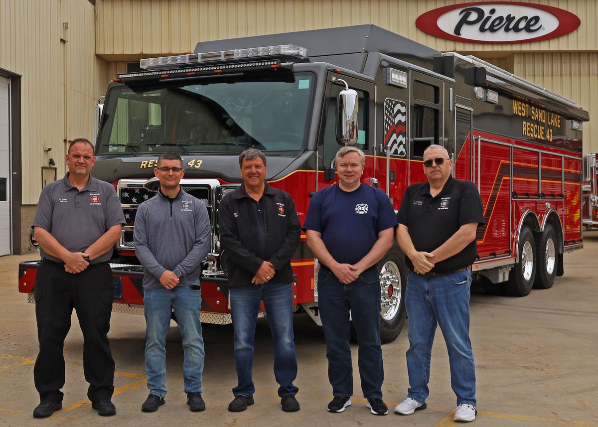 PierceMfg's tweet image. West Sand Lake Fire Department’s #Velocity Dry-Side #Tanker meets the needs of today and is prepared for their community’s future, receiving their first Pierce apparatus.⁠