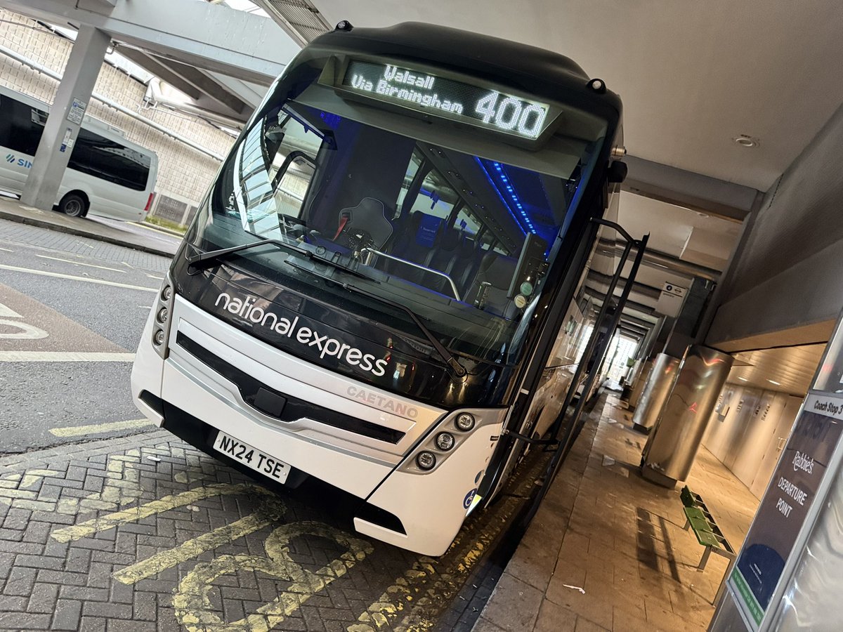 mwhitehousegb's tweet image. On break: Left Birmingham 10 mins late arrived Victoria Arrivals 10 minutes late. Now here till 20:30 then back in to Victoria Departures to leave at 21:00
And good seeing you Jonathan 👍 💚
That’s what I love about this industry we maybe rival companies all competing for…