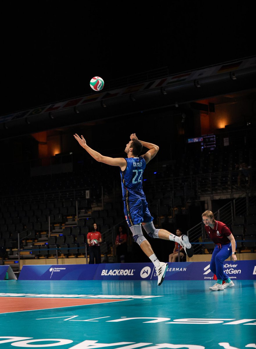 SIRVolleyPG's tweet image. 🇮🇹 Terzo posto alle Universiadi 2025 per la nazionale maschile! 🥉
💪🏻 Congratulazioni Federico Crosato‼️
#BlockDevils