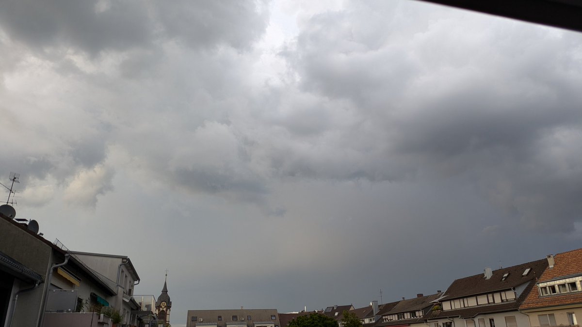 AlexanderWallb9's tweet image. Hier ist...das Wetter...