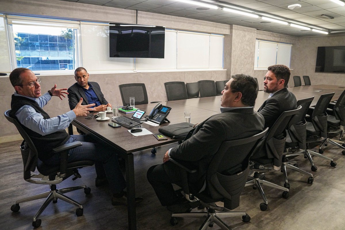 RicardoCappelli's tweet image. Importante reunião com ALANAC na @abdi_digital. Parcerias importantes a caminho. Trabalho, trabalho e trabalho. 🇧🇷