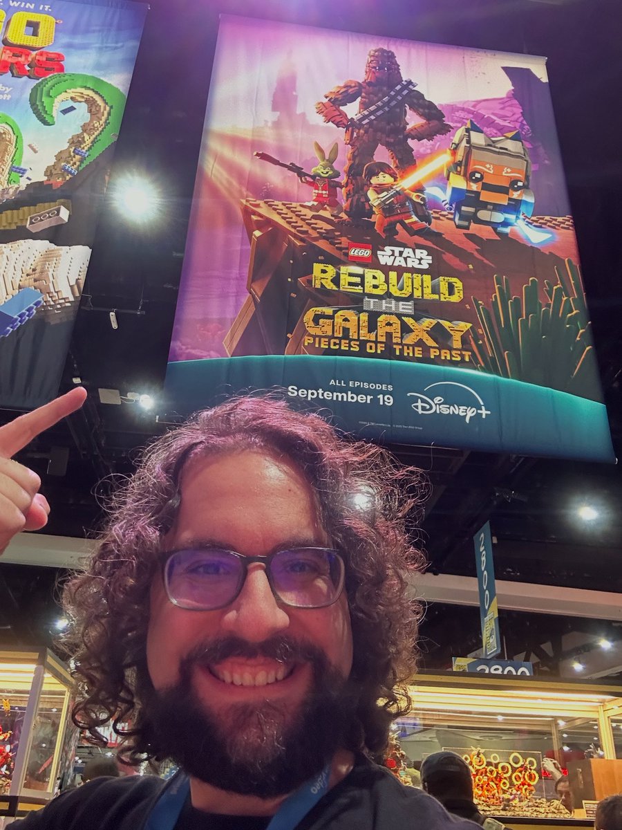 CubanMissileDH's tweet image. I have dropped out of hyperspace at San Diego Comic-Con!!! Come and check out all the LEGO Star Wars: Rebuild the Galaxy - Pieces of the Past fun at the LEGO Booth!! I will be doing a meet and greet and signing autographs tomorrow at 4pm with the one and only Ashley Eckstein!