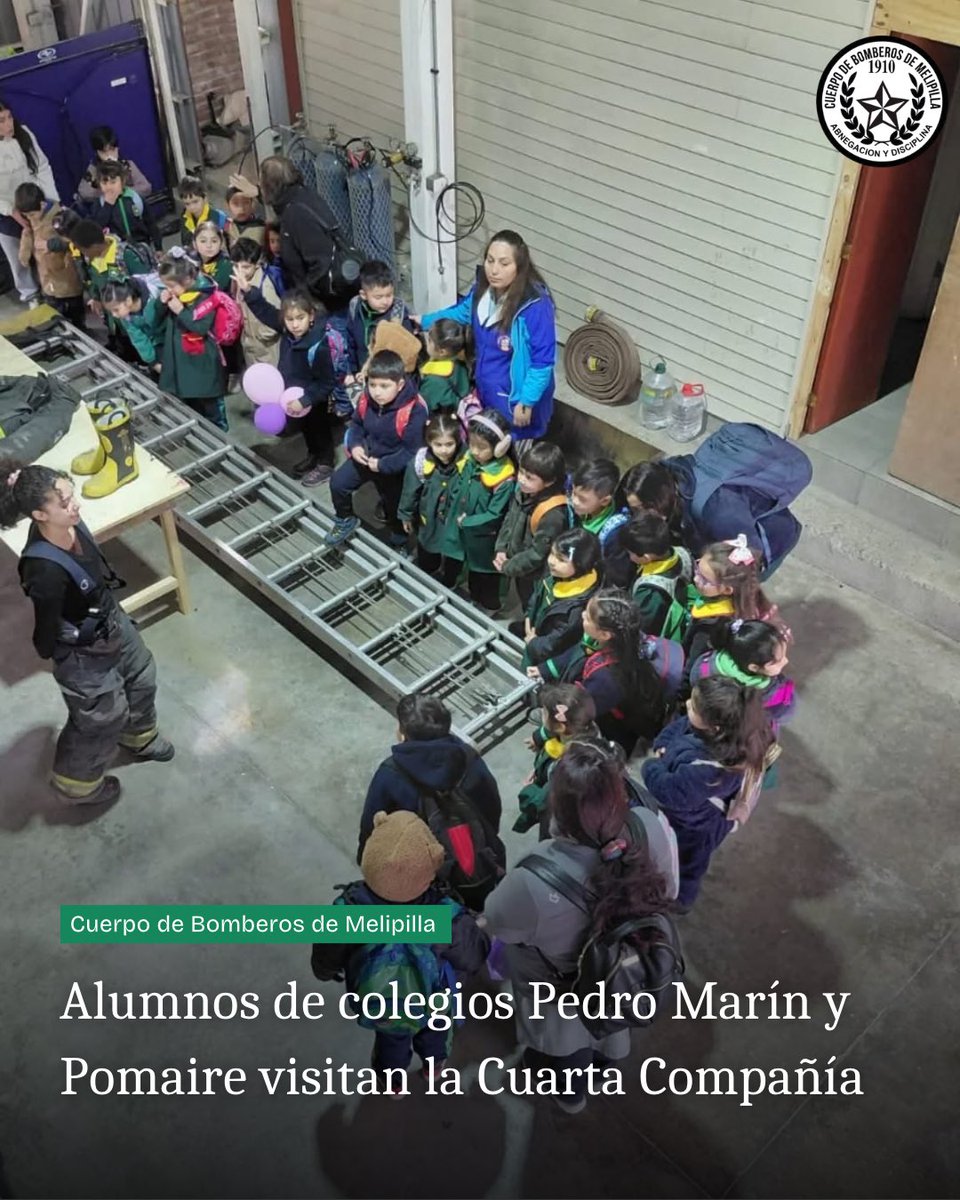 CBMelipilla1910's tweet photo. 👨‍🚒👩‍🚒 Los alumnos de Prekinder y Kinder del @colegiopedromarinalemany; y de Primero Básico del @colegiopomaire_ visitaron las dependencias de la Cuarta Compañía @CuartaPomaire (1/3) https://t.co/zzbzP9wQqH