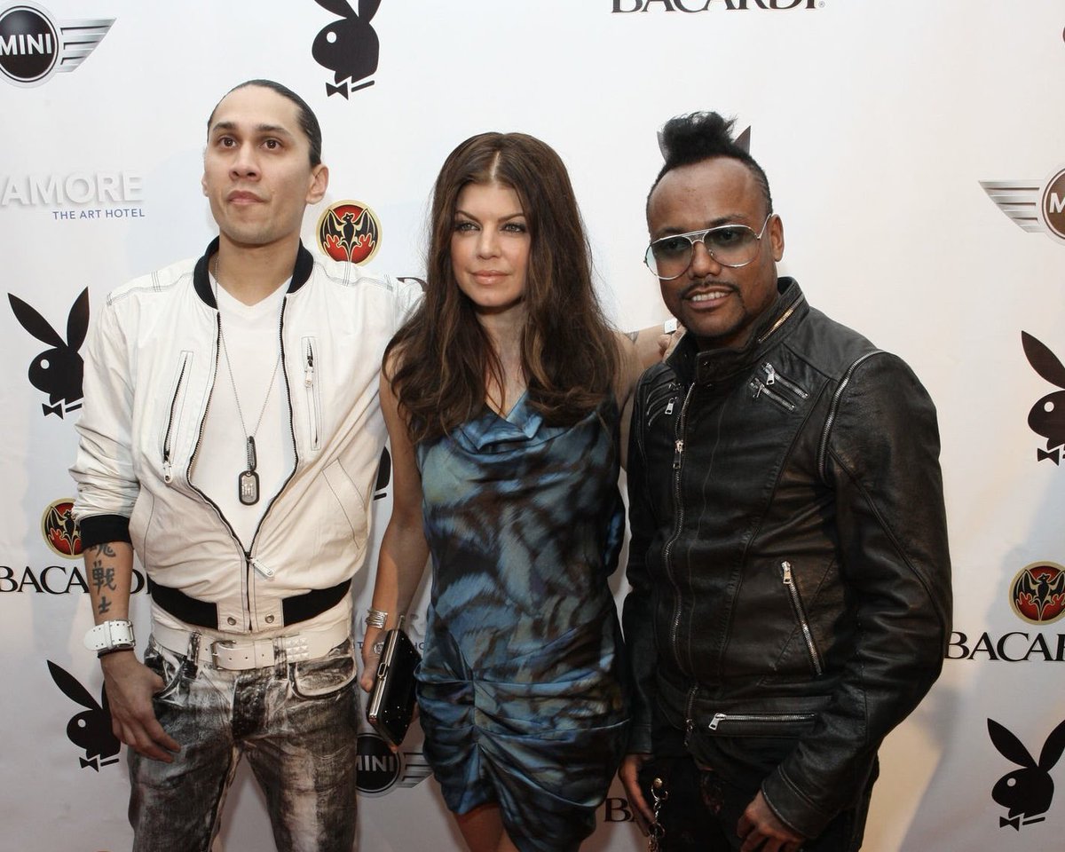 iheartfergie's tweet photo. #Taboo, #Fergie and #AplDeAp attended Playboy's Super Saturday Night Party presented by #Bacardi at #SagamoreHotel on February 6, 2010 in #MiamiBeach, #Florida. https://t.co/iFC4VFlKkH