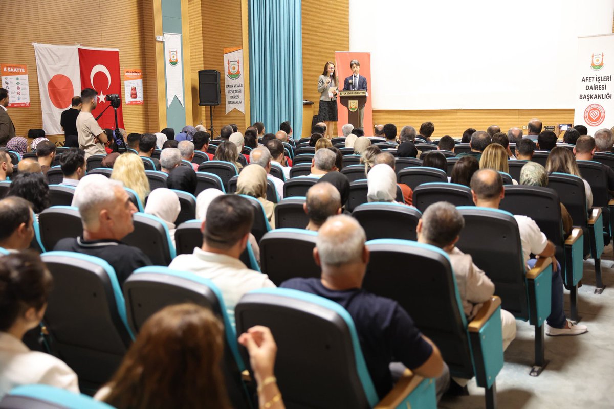 Deniz DEMİR (@mimardenizdemir) on Twitter photo Şanlıurfa Büyükşehir Belediyesi Afet İşleri Dairesi Başkanlığı tarafından düzenlenen 'Afetlere Dayanıklı Şehirler ve Olası Afetlere Hazırlık' seminerine Eyyübiye Belediye Başkanımız Sn.Mehmet KUŞ’u temsilen katılım sağladım.
<a href="/mehmetkusnet/">Mehmet Kuş 🇹🇷</a> Şanlıurfa Büyükşehir Belediyesi Afet İşleri Dairesi Başkanlığı tarafından düzenlenen 'Afetlere Dayanıklı Şehirler ve Olası Afetlere Hazırlık' seminerine Eyyübiye Belediye Başkanımız Sn.Mehmet KUŞ’u temsilen katılım sağladım.
<a href="/mehmetkusnet/">Mehmet Kuş 🇹🇷</a>