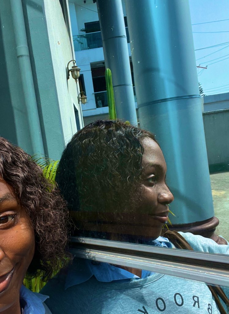 beutech_codes's tweet image. Happy Weekend Friends ✨🥂

#OAUTwitter