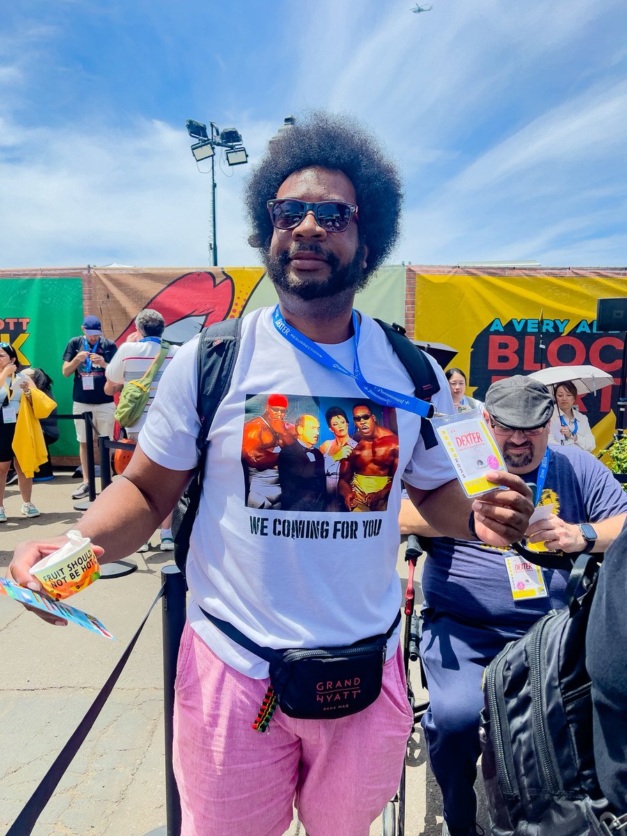 RoninMikeV's tweet image. Ran into this guy at the Abbot’s Elementary Activation. 🤣
#SDCC #HulkHogan