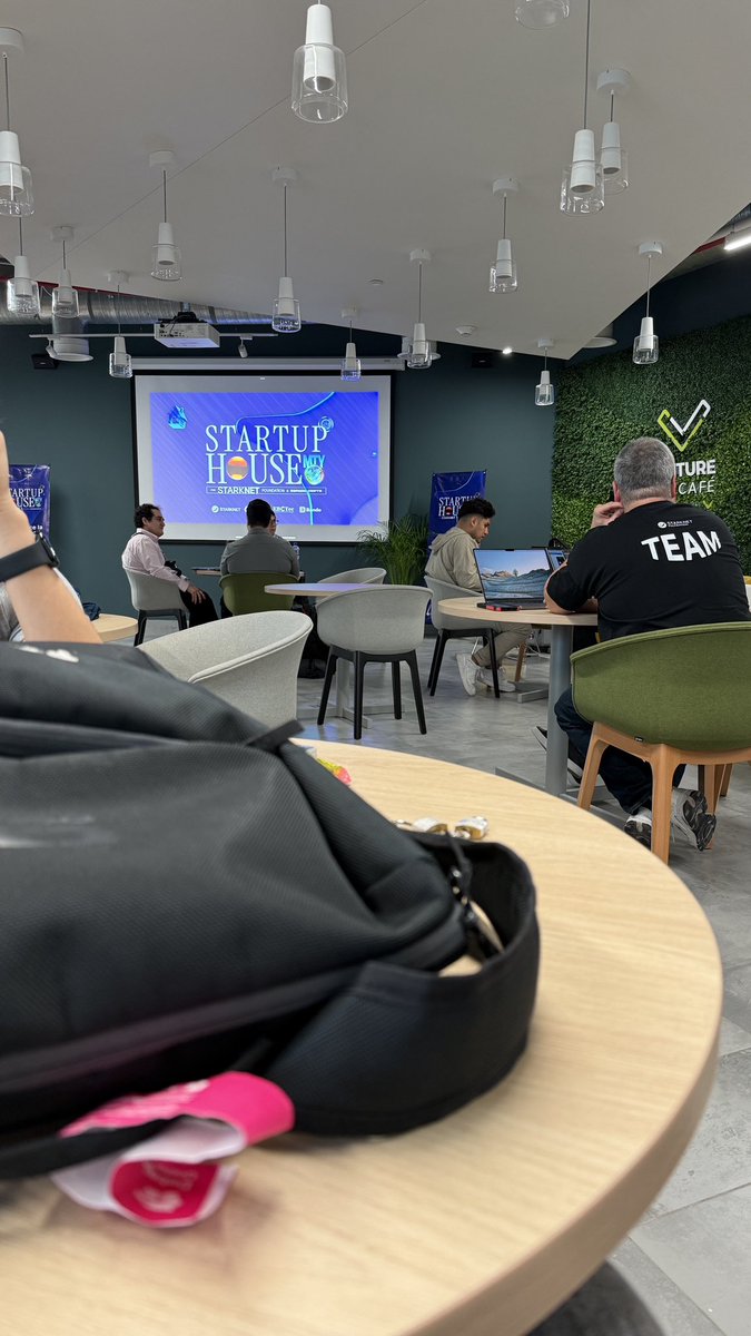 NumoLabs's tweet image. Last day at Starknet Startup House Monterrey. 🇲🇽
Huge thanks to @EspacioCripto for the opportunity and all the support. And thank you to @barretodavid and organization for the mentorship.
🗝️ Key takeaways:
1. We improved the project idea, so more updates are coming soon.
2. New…