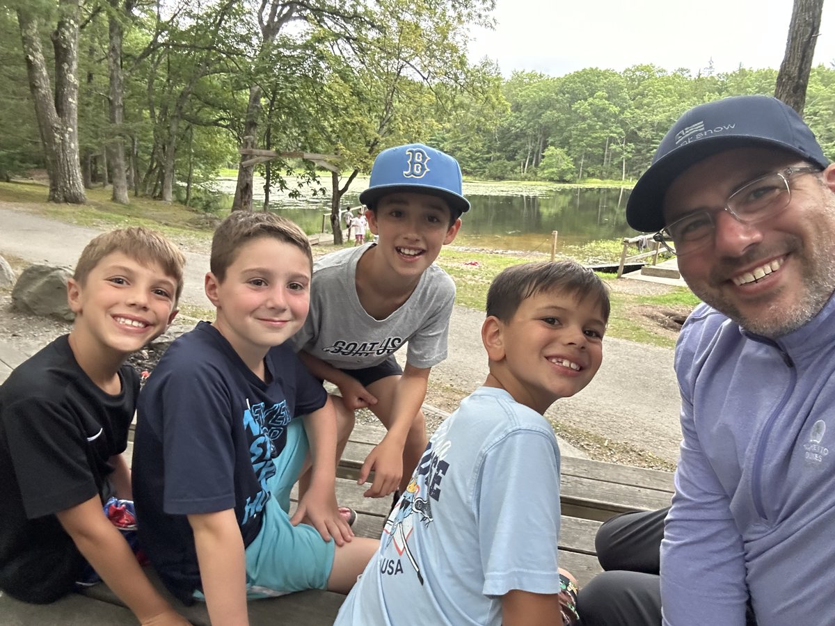 MontefioreOrtho's tweet image. The doctors are in (and out of the OR)!
Dr. Eric Fornari and Dr. Jacob Schulz have traded scrubs for bug spray this summer, returning to their home-away-from-home camps as on-site physicians. From sprains to sniffles, they’re keeping kids and counselors safe so everyone can soak…