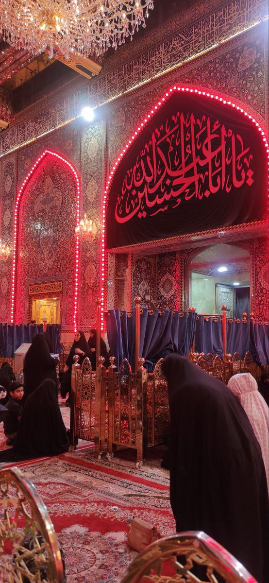 SedigheR69831's tweet image. تمام ایستادگی ما، از نوریست که از این حرم میتابد...
تا این پرچم بالاست، امید جهان اسلام زندهست.
#حب_الحسین_یجمعنا
#ایران_امام_حسین