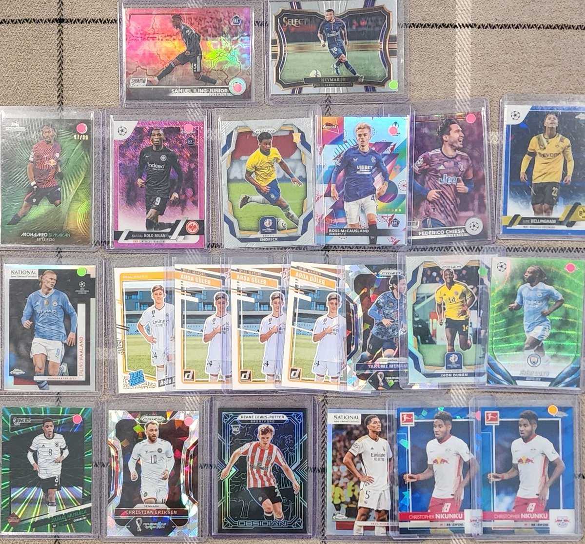 PinkyCards's tweet image. I reduced prices on just about everything remaining from last night's #PinkyStacks sale! Please checkout my reposts/quote tweets for discounts.
One last lot pic - everything is $1! First claim first serve 🙏🏼