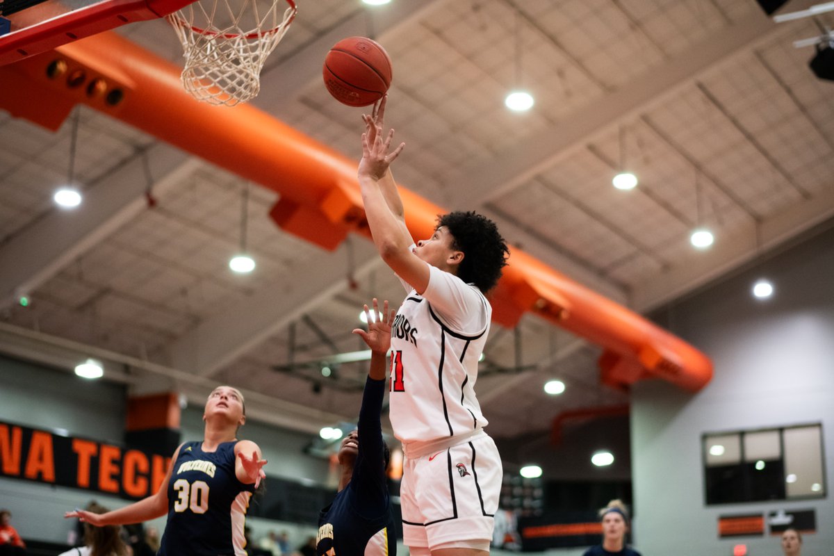 INTechWBB's tweet image. It's Throwback Thursday and this week we are throwing it back to November when we hosted Michigan-Dearborn and came out on top with a 92-61 win!! #techyeah 🧡