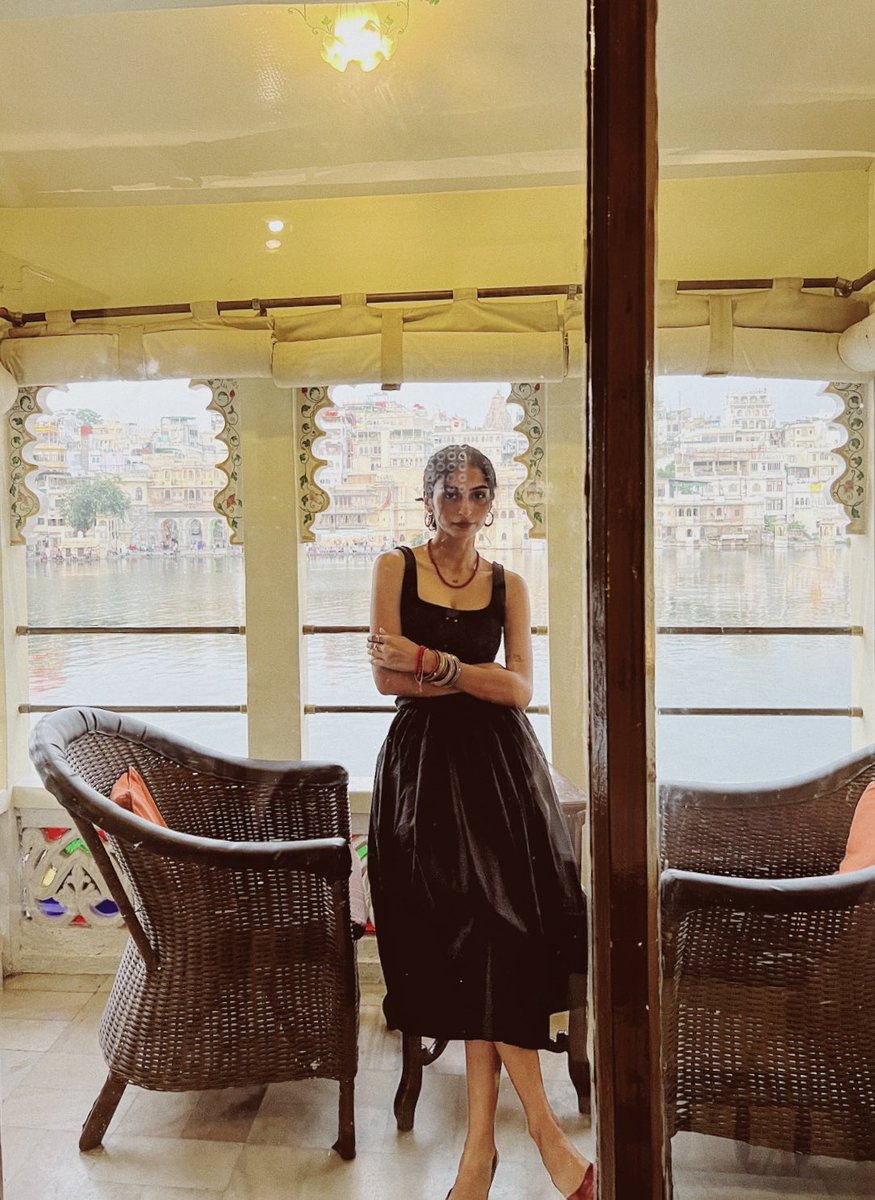 chiniokbye tweet media