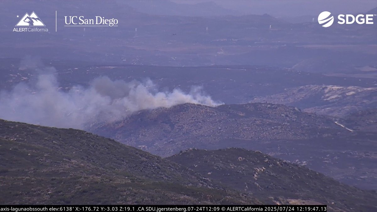 DanielFireTruck's tweet photo. #PostaFire The Fire is 10-15 acres, Rapid Rate of Spread, with an Immediate Structure Threat. https://t.co/dHn7fepJIx