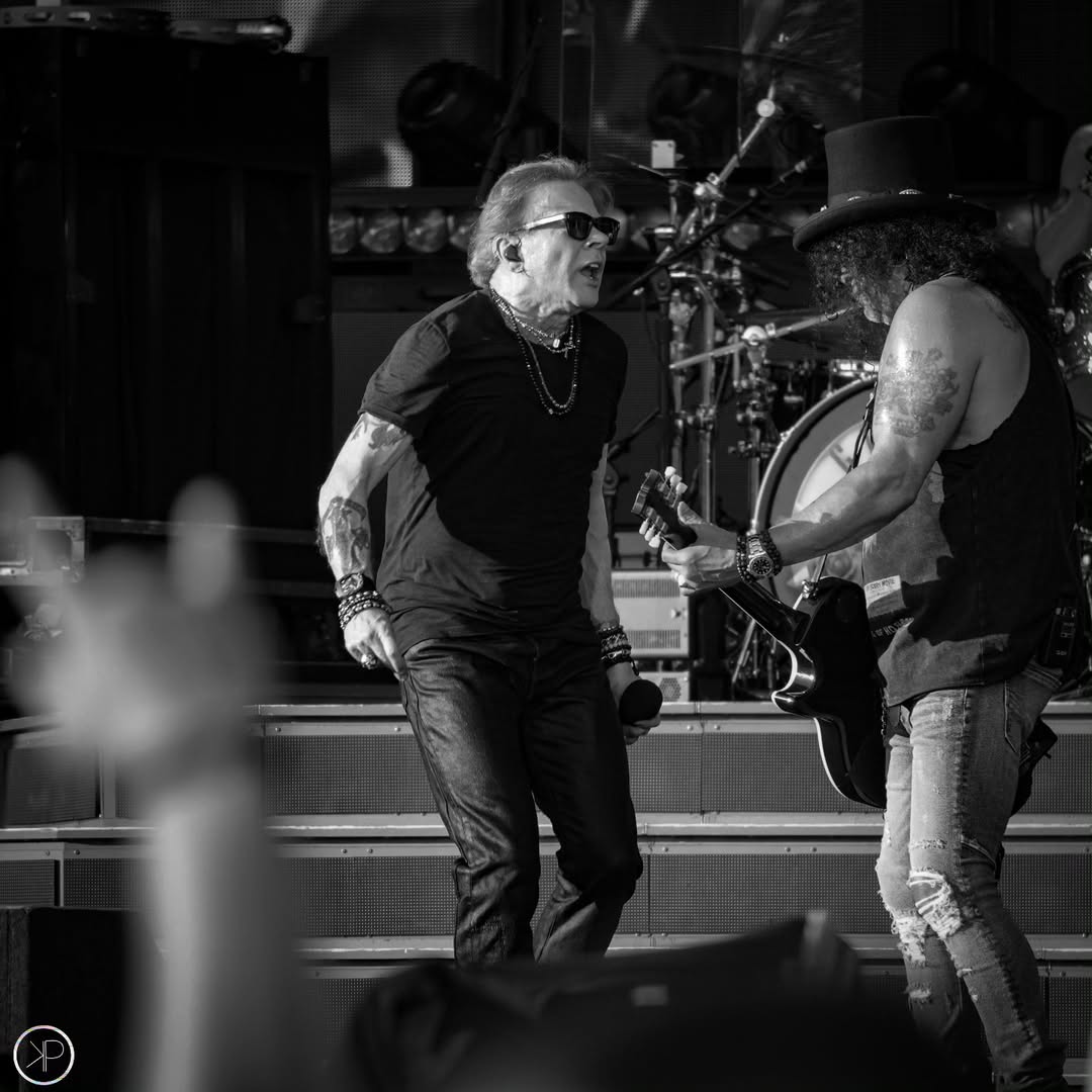 SlashNews1's tweet image. #Slash with Guns N' Roses at Vasil Levski National Stadium, Sofia (Bulgaria) - July 21st
Ph: K Photo
#gnr #gunsnroses #axlrose