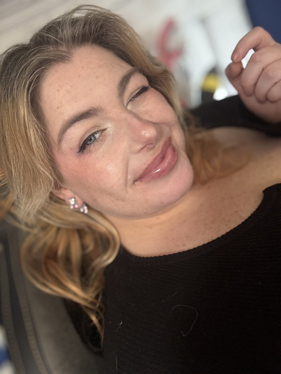Megan Daw tweet media