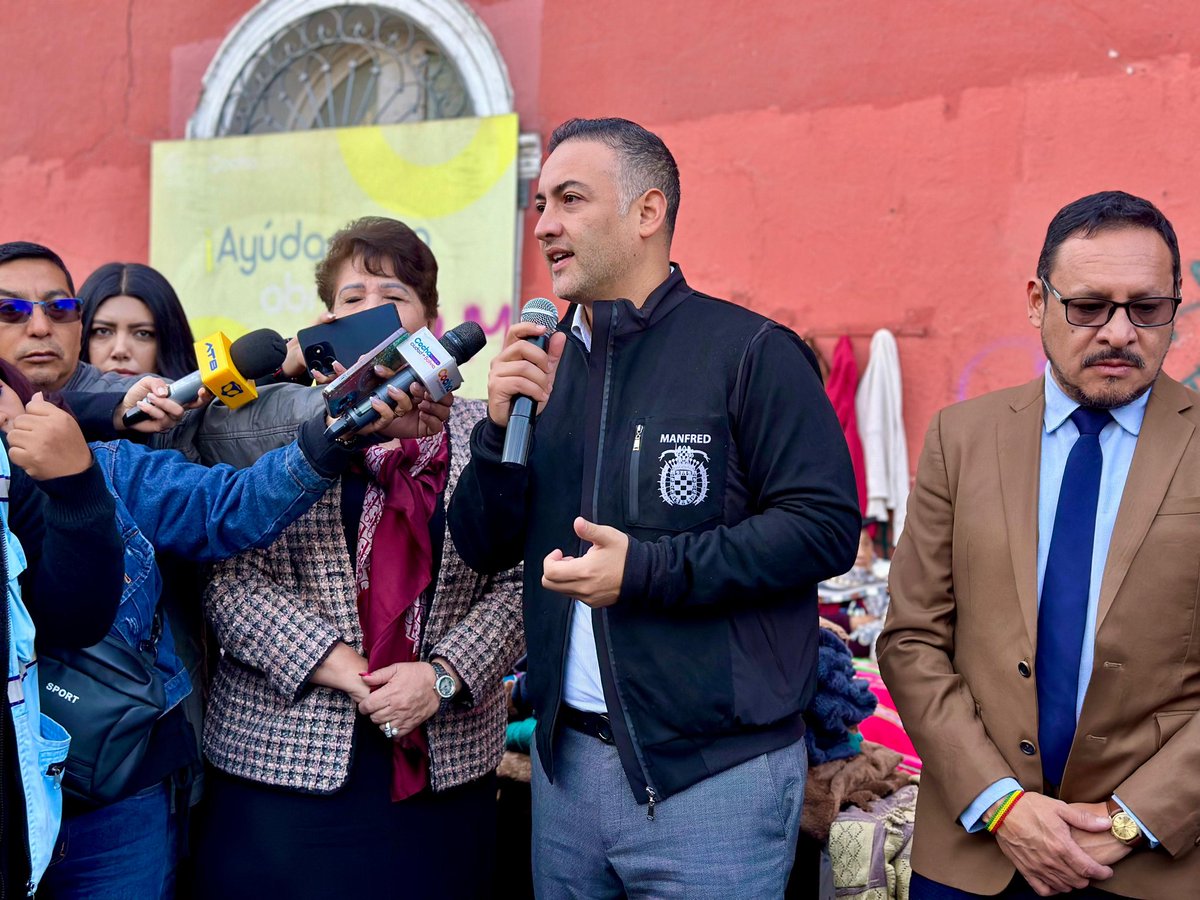ConcejoGamc's tweet photo. Con el objetivo de recolectar ropa abrigada para grupos vulnerables en situación de calle o de escasos recursos, el municipio cochabambino lanzo la campaña perchero invernal del 17 de julio al 5 de septiembre https://t.co/eFDOCpn9sF