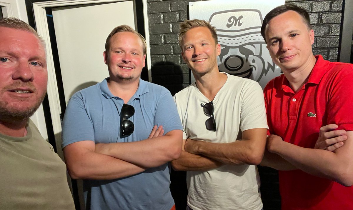 Kvalitet! Ny podkast er spilt inn og dette ble nærmere tre timer med fotballprat. Herlig panel (eller gjest(er)). Kos deg.