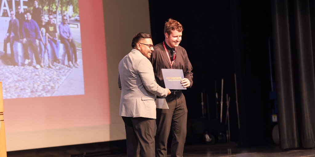 Fresno_State's tweet image. Fresno State celebrated 18 Wayfinders grads earning their Work Readiness and Life Skills Certificate. 🎓🥳 

Learn more about the special program for young adults with intellectual and developmental disabilities: bit.ly/45e8fAm