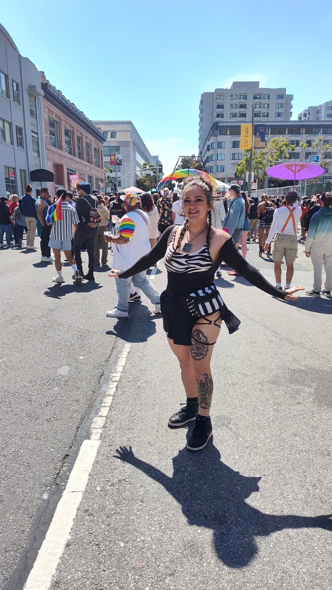 seems like everyone's online rn and in a celebratory mood so hey it's my birthday tomorrow and i thought id throw together a lil wishlist of referee gear, both cutesy and necessary if you wanted to show your appreciation 🦓🖤

throne.com/refbrie
