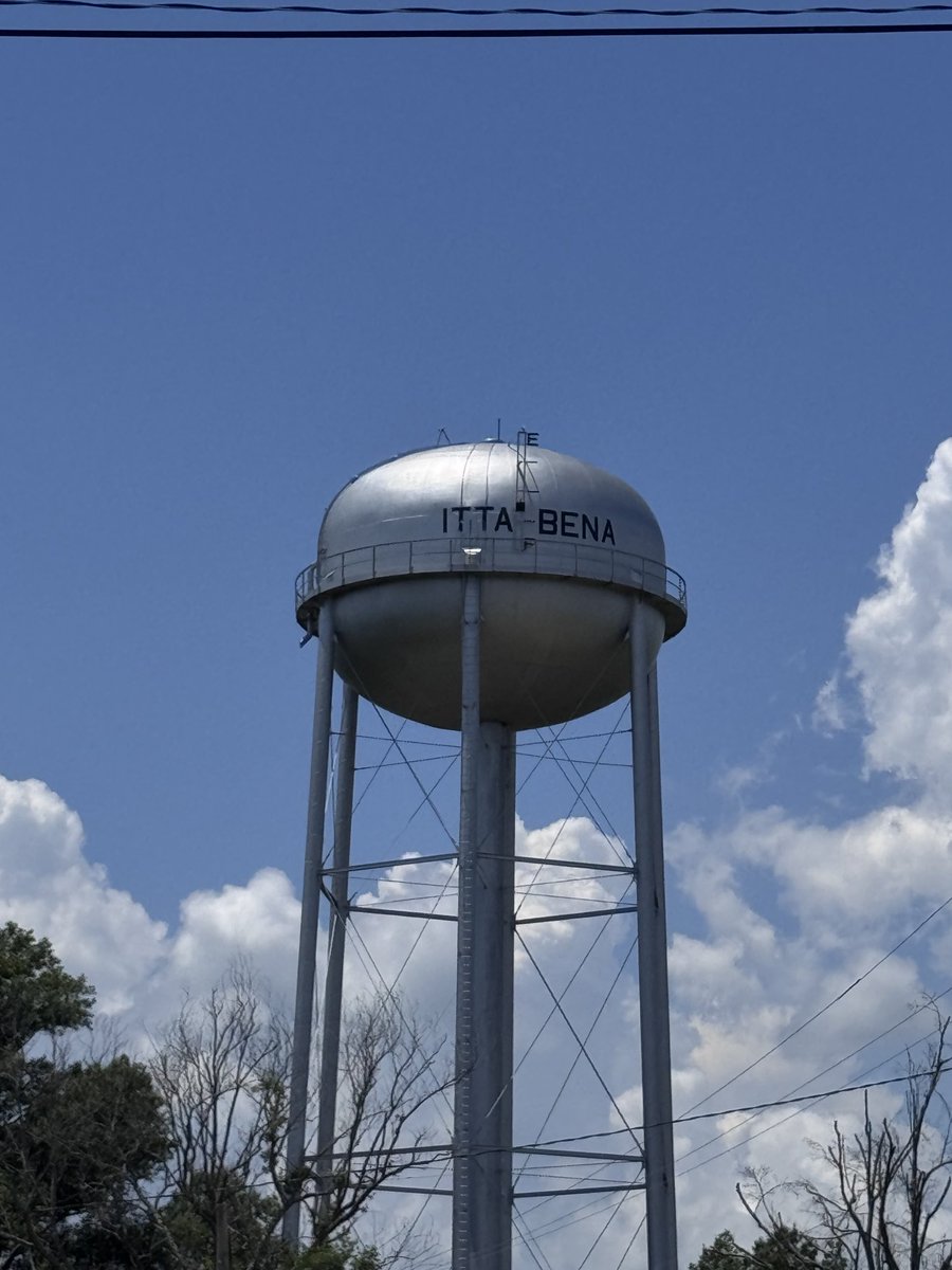 fletch38blues's tweet image. ⁦@jojoherman00⁩ #IttaBena Hot Sun 🤓🍻