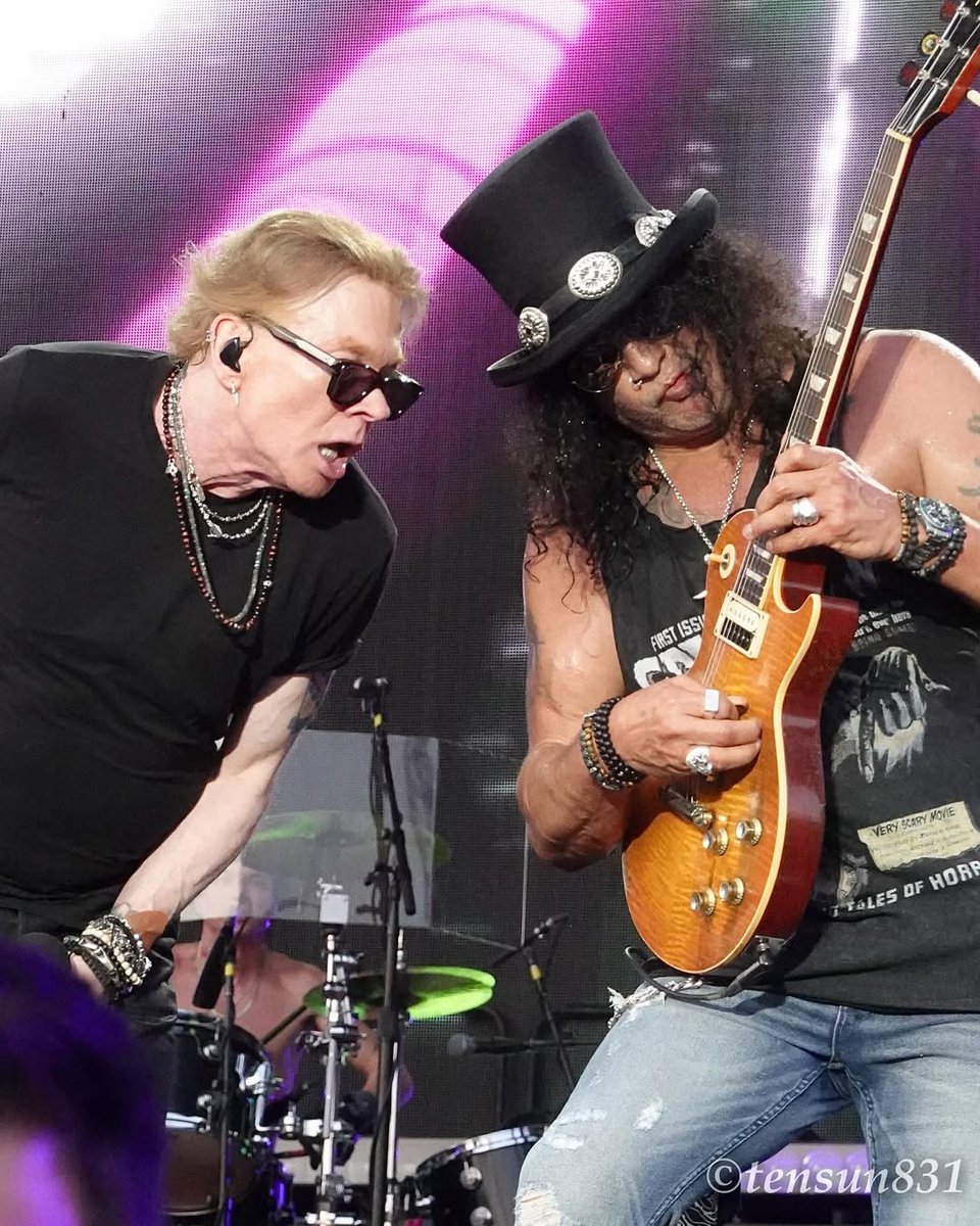SlashNews1's tweet image. Guns N' Roses at Vasil Levski National Stadium, Sofia (Bulgaria) - July 21st
Ph: Tsukasa Sasaki
#gnr #gunsnroses #axlrose #Slash