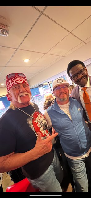 RIP MY BROTHER @HULKHOGAN 🙏🏾🙏🏾🙏🏾🙏🏾🙏🏾🙏🏾