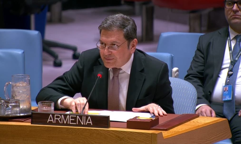 ParuyrPh's tweet photo. At #UNSC Open Debate, I underlined Armenia’s steadfast commitment to multilateralism, peaceful dispute settlement & international legal mechanisms. 🇦🇲 has taken decisive steps toward lasting regional peace & stability, including the #CrossroadsOfPeace and arms control proposals. https://t.co/9CItz9KOS5