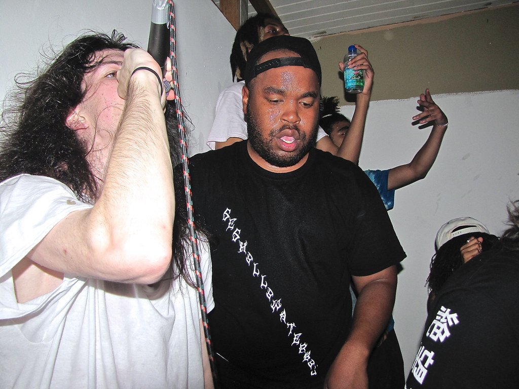 HollowSESH tweet media