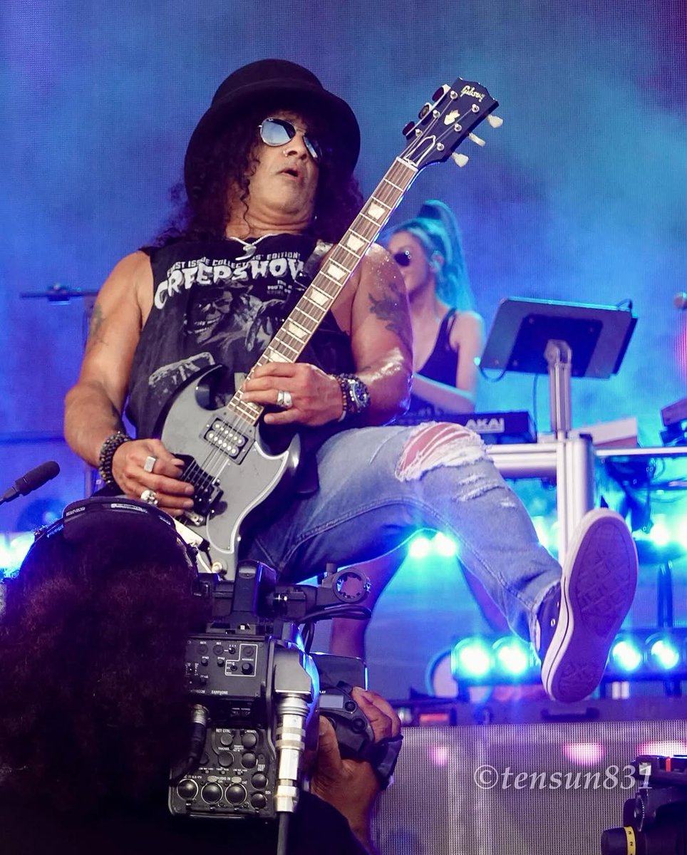 SlashNews1's tweet image. #Slash at Vasil Levski National Stadium, Sofia (Bulgaria) - July 21st
Ph: Tsukasa Sasaki
#gnr #gunsnroses