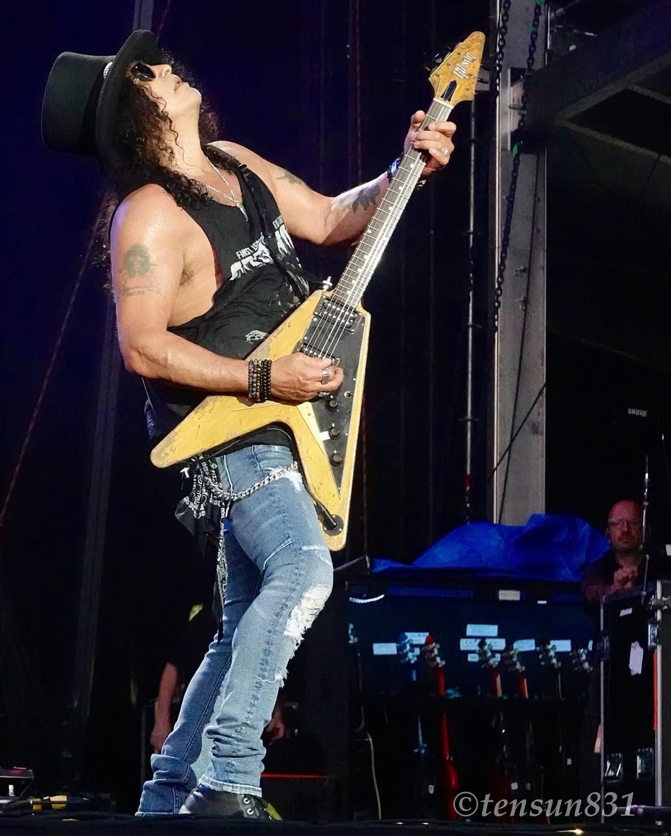 SlashNews1's tweet image. #Slash at Vasil Levski National Stadium, Sofia (Bulgaria) - July 21st
Ph: Tsukasa Sasaki
#gnr #gunsnroses
