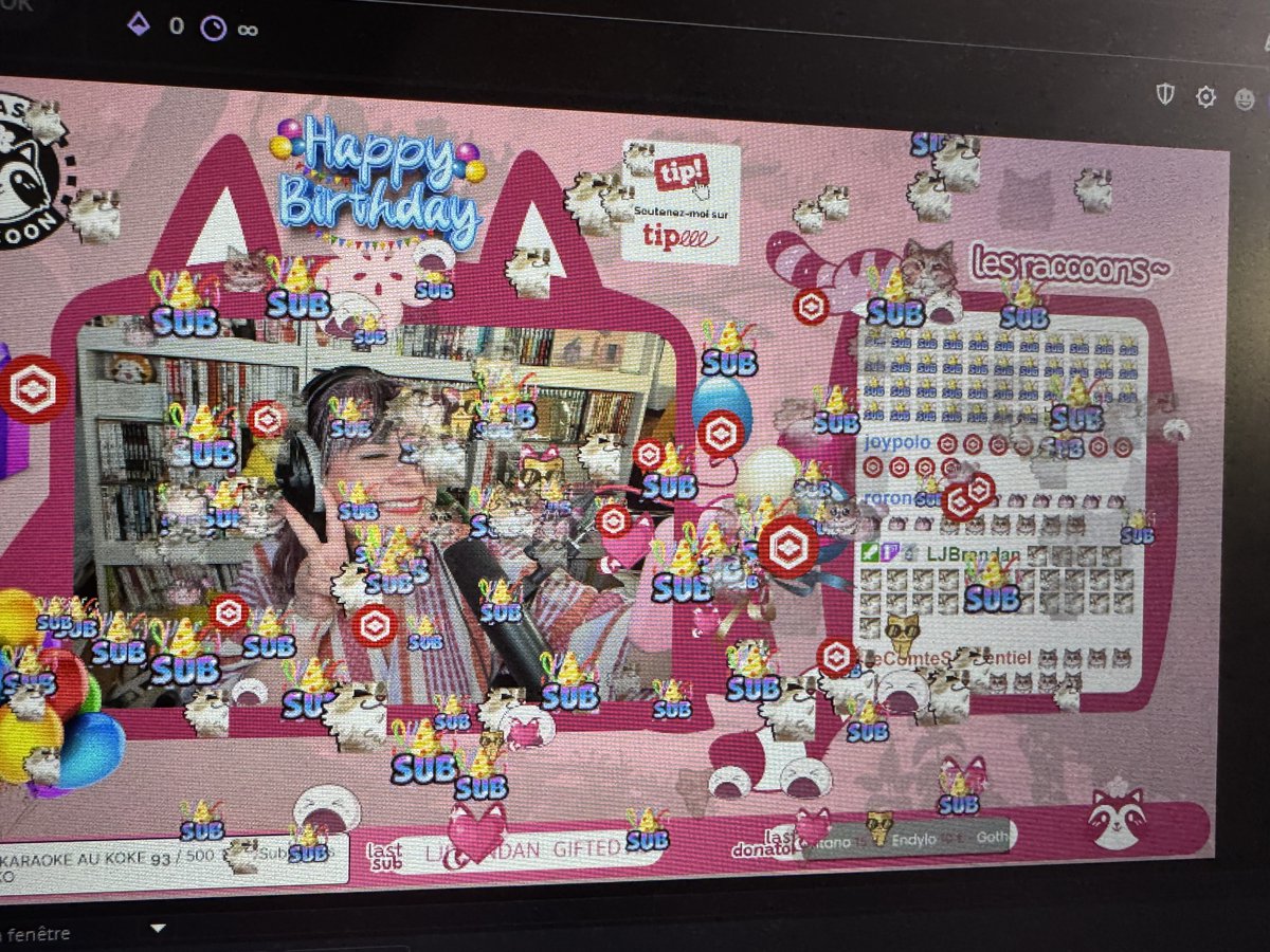 kaorinchan's tweet image. On est en live pour fêter mon anniversaire !!!! 🥳 
Twitch.tv/carolinesegarra