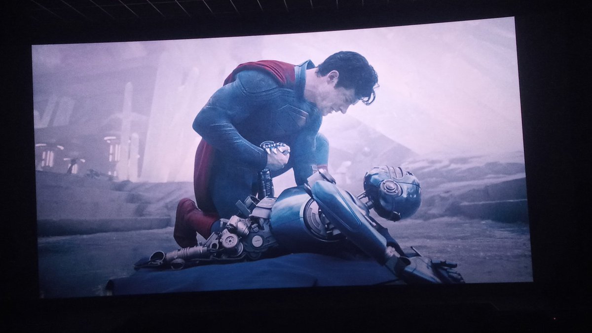 nerdverse01's tweet image. esperança.
9,5/10 que filme james de armas fez de novo!!