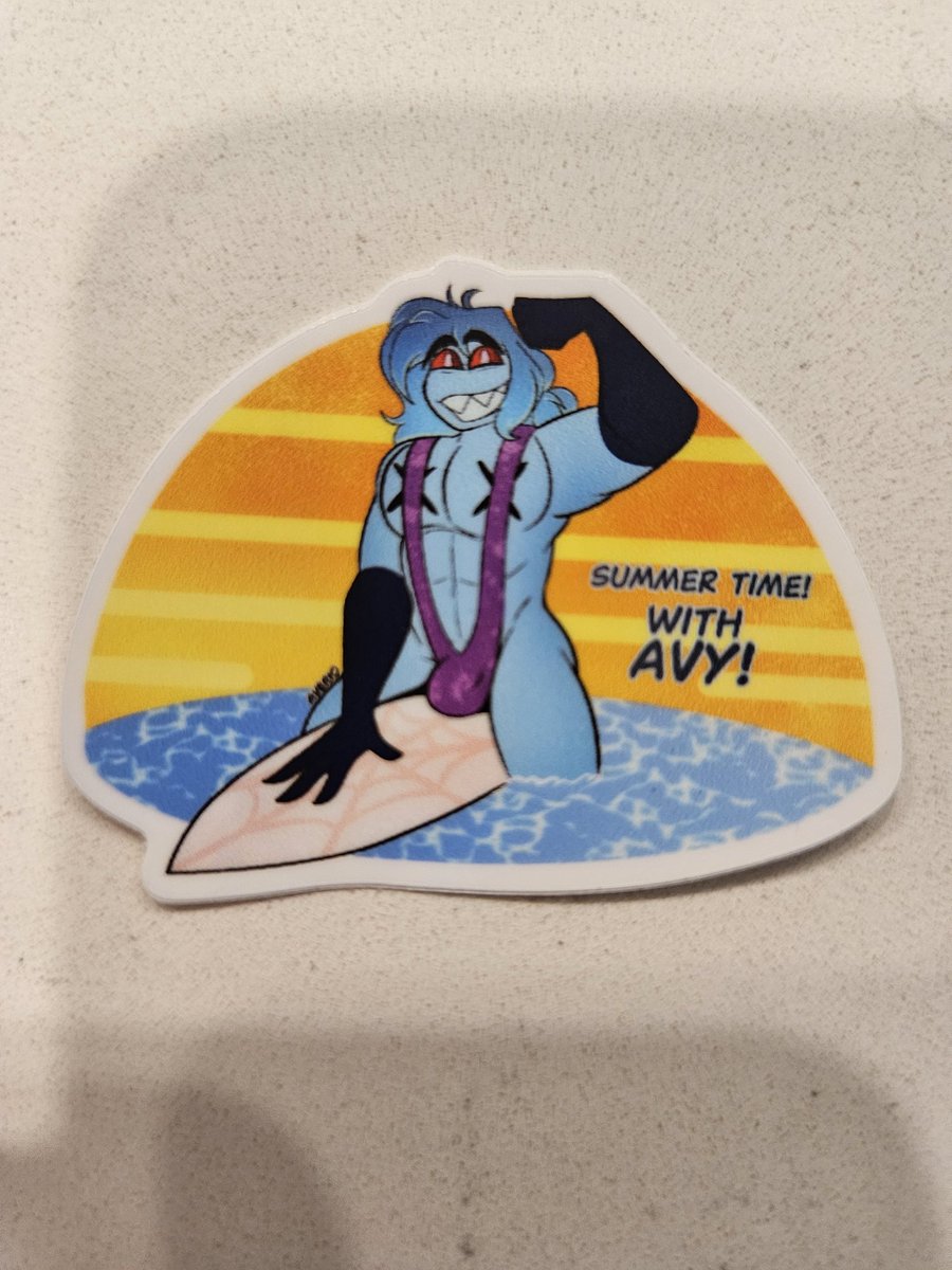 TMoe97's tweet photo. Got a hot froggie in my mail today 🐸
Thanks to @dommato1, @ArtBlockBizz, and of course @AverioHellPit for the amazing summer Avy sticker! He'll look perfect on my PC 😁 https://t.co/jy5QdVXj4p