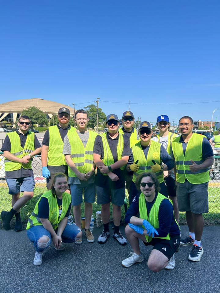 NorfolkAdmirals's tweet image. Earlier this week, our front office staff volunteered with the Foodbank of Southeastern Virginia and the Eastern Shore at their Mobile Pantry, helping distribute food to members of our community! 💙💛