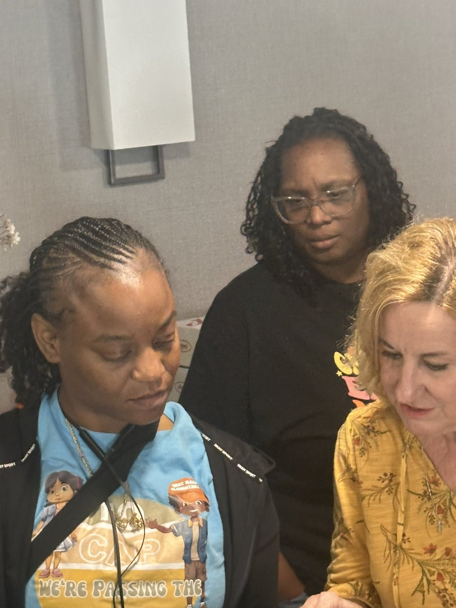 misshat2's tweet photo. @LancasterISD STEAM teachers from @WME_LISD and @PleasantRunLISD #coding and learning about #Robotics from @kaiseducation! #WelcomeBack #STEAM #STEMeducation #technology #techteachers #LearningIsFUNdamental https://t.co/LhWrrVrpt9