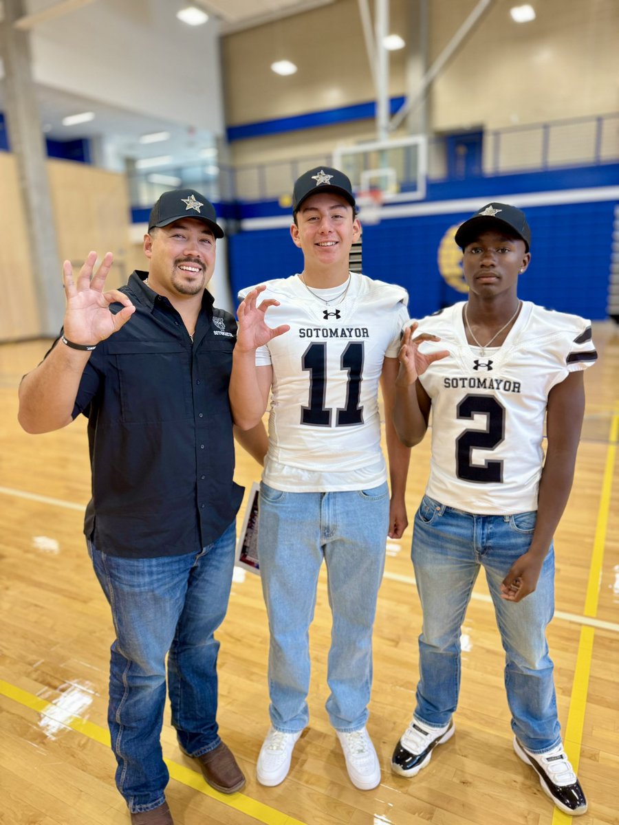 Joshua Campbell (@jacampbe47) on Twitter photo Iβm very proud of <a href="/MannyGutierrez_/">Manny</a> & <a href="/chaunc3y_2/">Chauncey Moon</a> representing the Sotomayor community well. Both of these young men will be leading the way for this yearβs Peanut Butter Bowl vs Clark in βThe Battle of The Catsβ <a href="/NISDSotomayor/">Sotomayor High School</a> <a href="/Sotocats_FB/">Sotomayor Wildcat Football</a> <a href="/WildcatsDen_SA/">Sotomayor Wildcats Den</a> <a href="/PeanutButterBwl/">Peanut Butter Bowl</a> #CATS Iβm very proud of <a href="/MannyGutierrez_/">Manny</a> & <a href="/chaunc3y_2/">Chauncey Moon</a> representing the Sotomayor community well. Both of these young men will be leading the way for this yearβs Peanut Butter Bowl vs Clark in βThe Battle of The Catsβ <a href="/NISDSotomayor/">Sotomayor High School</a> <a href="/Sotocats_FB/">Sotomayor Wildcat Football</a> <a href="/WildcatsDen_SA/">Sotomayor Wildcats Den</a> <a href="/PeanutButterBwl/">Peanut Butter Bowl</a> #CATS