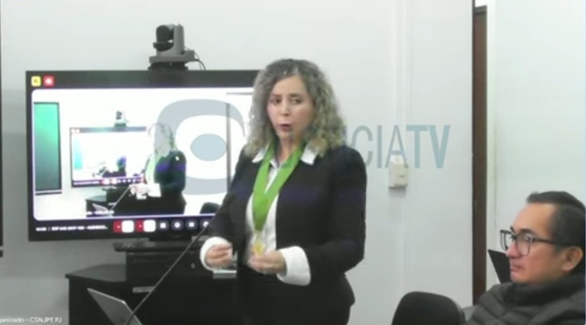 nekroRP's tweet image. #OJO La excongresista Rosa Bartra, abogada de Victor Muñoz Cuba (sobrino de Jorge Cuba y condenado a 13 años por lavado de dinero en Caso Metro de Lima) dijo a @Politica_ECpe que su defendido no fue a la audiencia de hoy porque "es su derecho", pero aseguro se pondrá a derecho