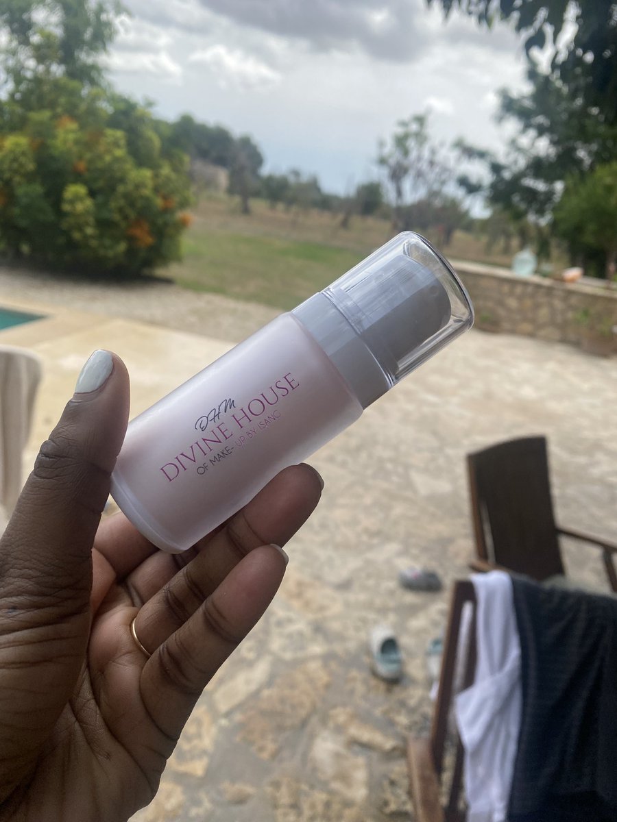 divinehouseofmakeup tweet media